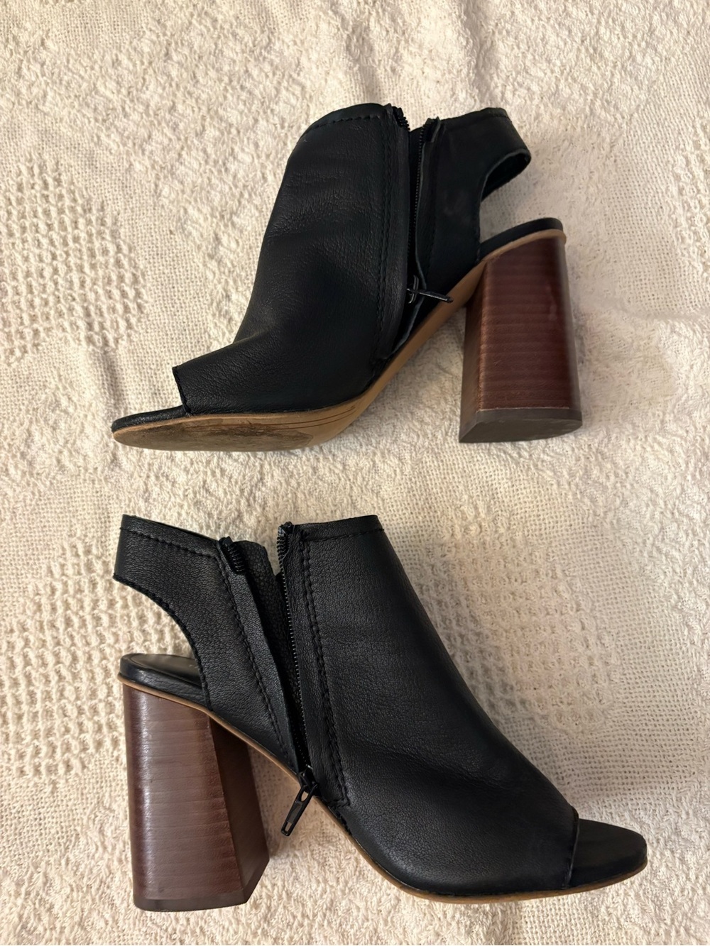 Treasure & Bond Black Peep-Toe Block Heel Sandals - Picture 6 of 12
